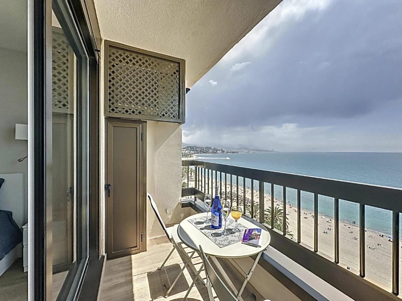 Apartamento Espectaculares Vistas al mar Playa Malagueta Málaga Exterior foto